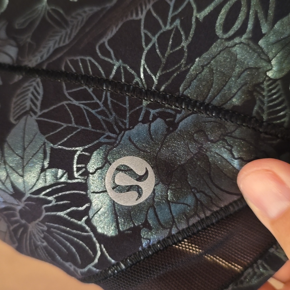 lululemon athletica Black Iridescent Hotty Hot - Picture 6 of 7